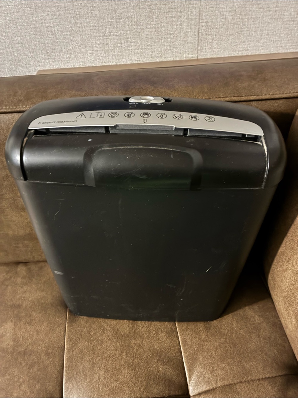 Black Personal Paper Shredder & debit card / credit card shredder
